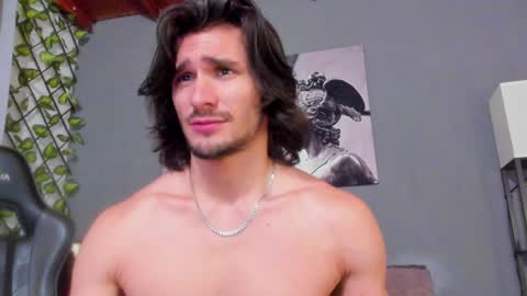 Snapshot of axel_owen chatting on 01.25.25 Axel online show from 01.25.25