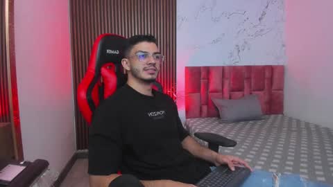 Axel  online show from 12.28.24