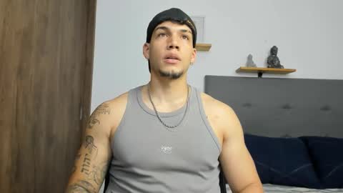 INDEPENDENT MODEL  online show from 09.25.25