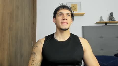 INDEPENDENT MODEL  online show from 10.23.25
