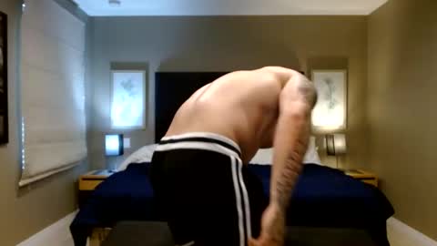 Snapshot of axelkane chatting on 01.21.25 Axel Kane online show from 01.21.25