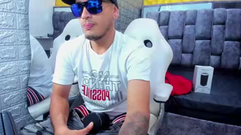 Axell Cross2 online show from 02.22.25