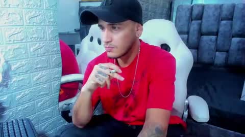 Axell Cross2 online show from 02.23.25