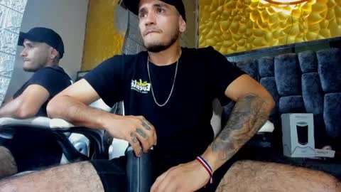 Axell Cross2 online show from 03.02.25