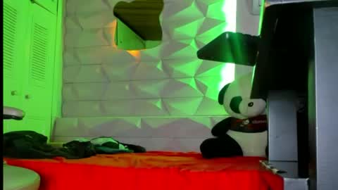 Axell Cross2 online show from 11.09.25