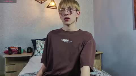 axell_stone online show from 06.10.26