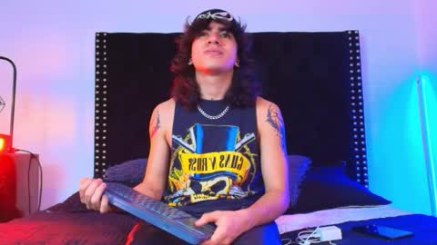 Snapshot of axellkush chatting on 02.14.26 AxellKush online show from 02.14.26