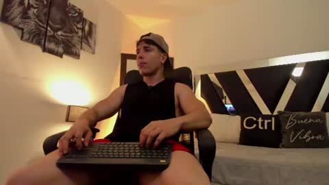 axelmartinezz online show from 06.18.26