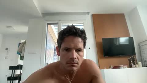 Axel Shore online show from 04.28.26