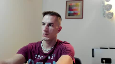 Axl online show from 12.20.25