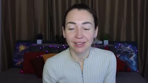 Snapshot of ay_kiss_jully chatting on 02.19.25 Jully online show from 02.19.25