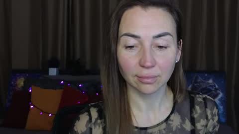 Snapshot of ay_kiss_jully chatting on 02.22.25 Jully online show from 02.22.25