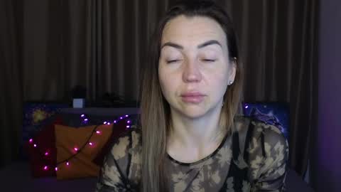 Snapshot of ay_kiss_jully chatting on 02.27.25 Jully online show from 02.27.25