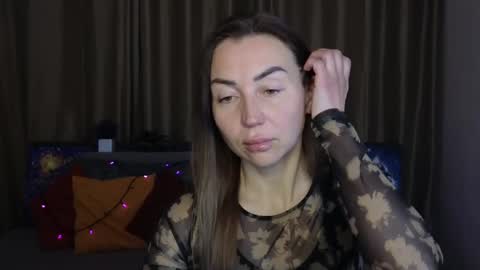 Snapshot of ay_kiss_jully chatting on 02.27.25 Jully online show from 02.27.25