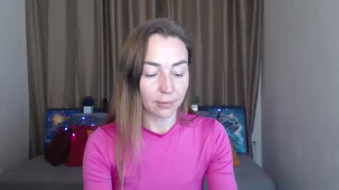 Snapshot of ay_kiss_jully chatting on 03.11.25 Jully online show from 03.11.25