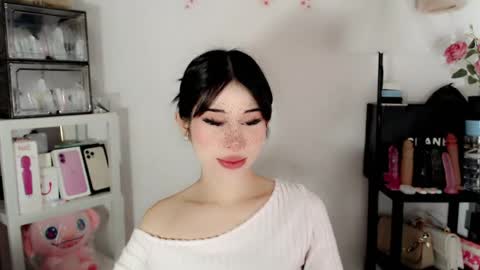 AYAHOSHILOVESYOU online show from 07.28.26