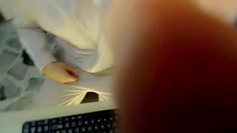 Snapshot of ayalai_ chatting on 10.19.25 AYALA online show from 10.19.25