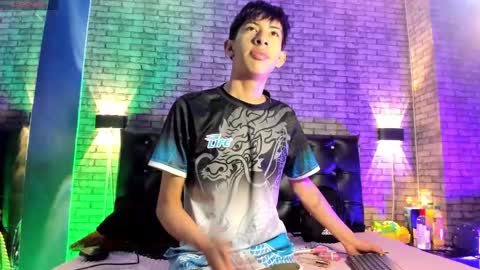 Ayano Aishi online show from 05.29.26
