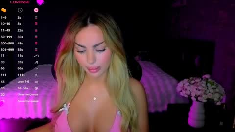  Ayla Demir  online show from 04.15.26