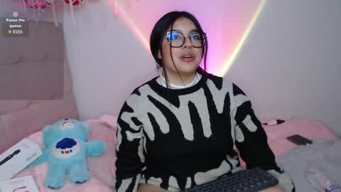 Ayleen online show from 10.25.25