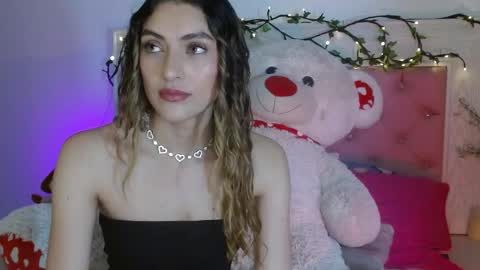 Snapshot of ayleen_m chatting on 05.31.26 AYLEEN online show from 05.31.26