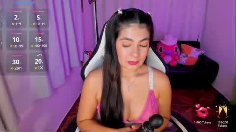 Snapshot of aylenmiller_ chatting on 09.30.25 Aylen online show from 09.30.25