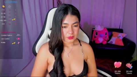 Snapshot of aylenmiller_ chatting on 11.13.25 Aylen online show from 11.13.25