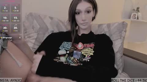 Snapshot of ayn3q chatting on 10.13.25 AYNEK        fansly  online show from 10.13.25