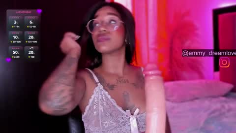 Snapshot of ayselsole chatting on 01.02.25 Emmy online show from 01.02.25