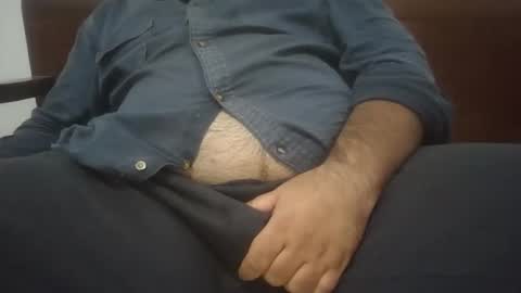 Snapshot of azizou83 chatting on 11.12.25 azizou83 online show from 11.12.25