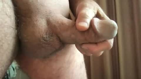 Snapshot of aznj0nluvs chatting on 02.06.25 Jon online show from 02.06.25