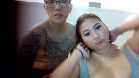 Snapshot of aznprincessxoxo chatting on 11.22.25 aznprincessxoxo online show from 11.22.25