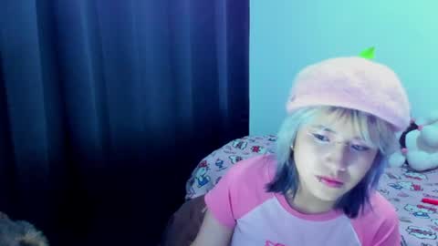 Azu Moure online show from 07.28.26