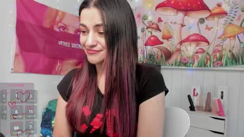 Snapshot of azucenaxxxgp chatting on 02.13.25 Azucena R online show from 02.13.25