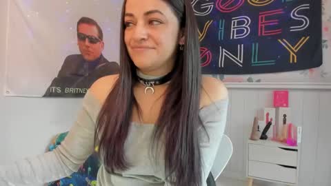 Snapshot of azucenaxxxgp chatting on 10.09.25 Azucena R online show from 10.09.25