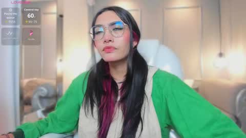 Snapshot of azurakindong chatting on 02.02.26 Azura online show from 02.02.26