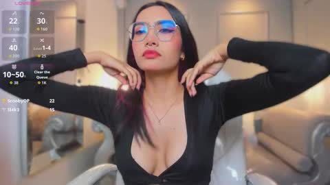 Snapshot of azurakindong chatting on 02.03.26 Azura online show from 02.03.26