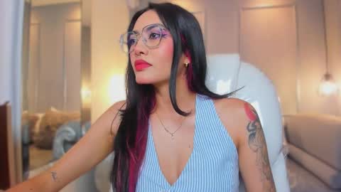 Snapshot of azurakindong chatting on 02.16.26 Azura online show from 02.16.26