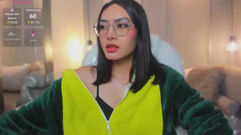 Snapshot of azurakindong chatting on 03.02.26 Azura online show from 03.02.26