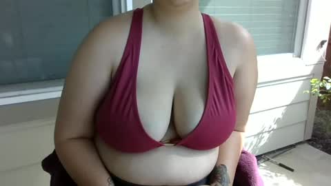 Snapshot of azuregoddess chatting on 05.24.26 azuregoddess online show from 05.24.26