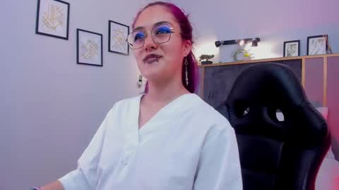 Snapshot of azurra_amatto2 chatting on 05.01.26 Azurra online show from 05.01.26