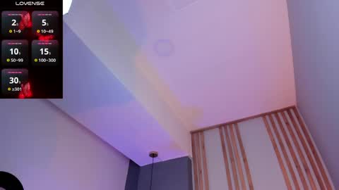 Snapshot of azurra_amatto2 chatting on 05.27.26 Azurra online show from 05.27.26