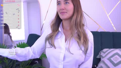 Isabella online show from 09.25.25