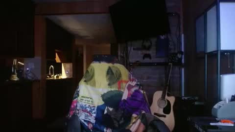 Snapshot of b713htx chatting on 05.04.26 Miguel online show from 05.04.26