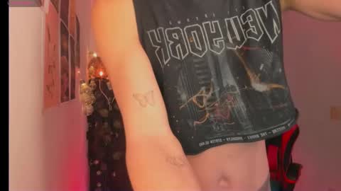 Snapshot of baaby_boyy chatting on 04.30.26 odeley online show from 04.30.26