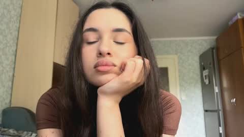 Snapshot of babarashreck chatting on 05.19.26 Caroline online show from 05.19.26