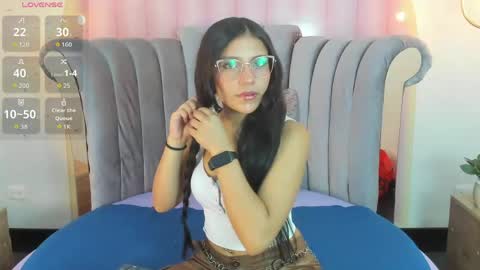 Snapshot of babe_vennus chatting on 05.29.26 Venus online show from 05.29.26