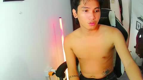 Snapshot of baby_aries69 chatting on 05.28.26 your Baby Aries69 online show from 05.28.26