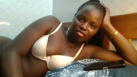 Snapshot of baby_cool430496 chatting on 02.03.25 baby cool online show from 02.03.25