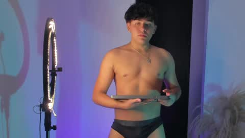 Snapshot of baby_cortesxxx chatting on 06.07.26 David Cortes online show from 06.07.26
